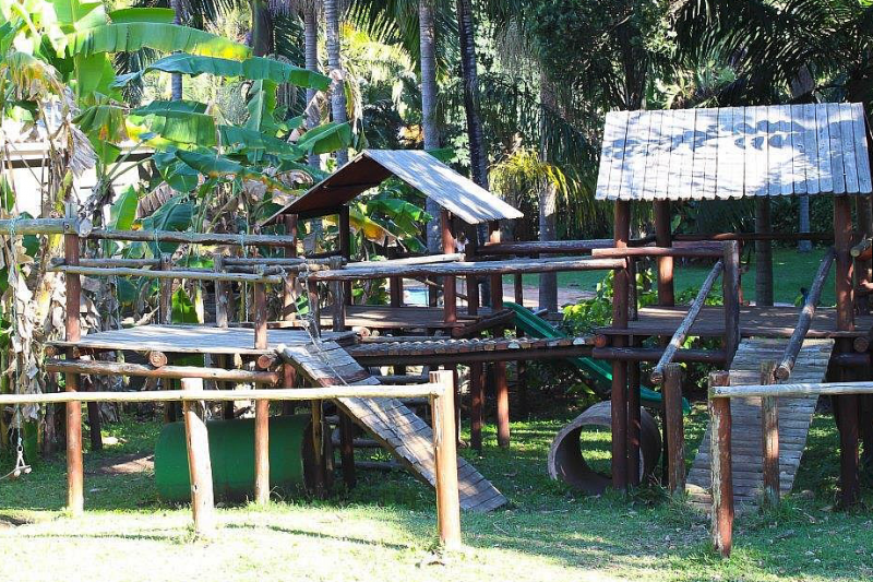 Dolphin_Holiday_Resort