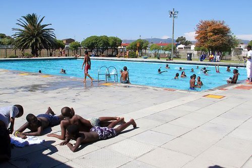 Kensington_Swimming_Pool