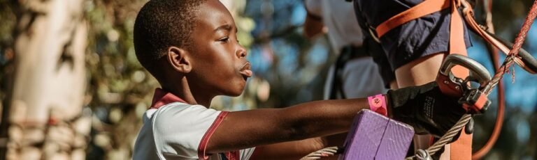 Main_AcroBr_Hillcrest_Boy