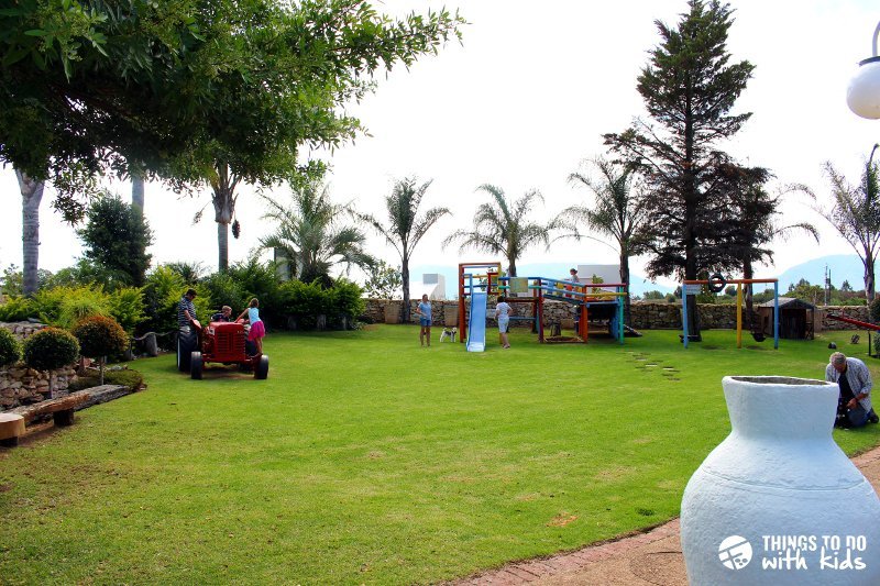 Garden_Route_Pitstops_Rooi_Aalwyn_Padstal