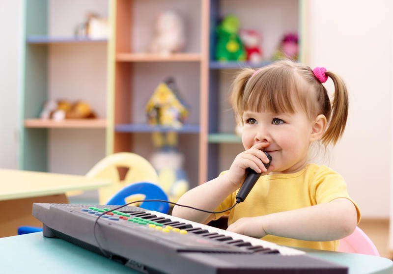 Girl singing